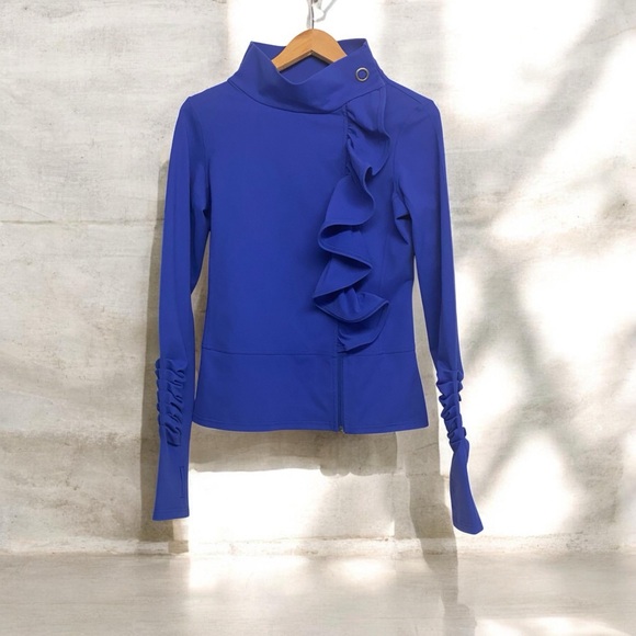 Karma Athletics Jacket. It looks fabulous on and is so flattering. - Picture 6 of 15